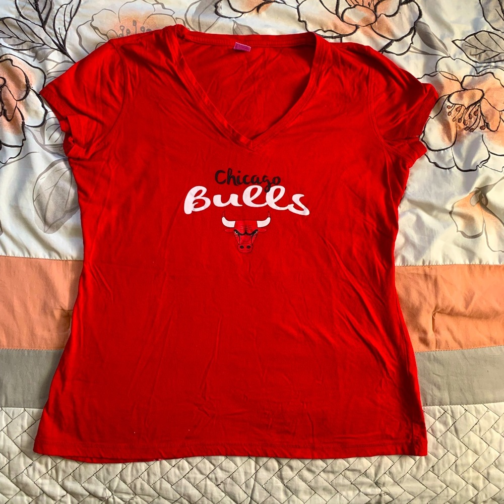 NBA Chicago Bulls Red Top size L in Great Condition!